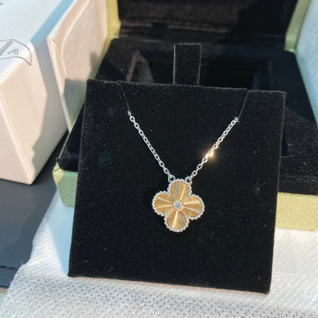 Ван Веккьо - Колье 114