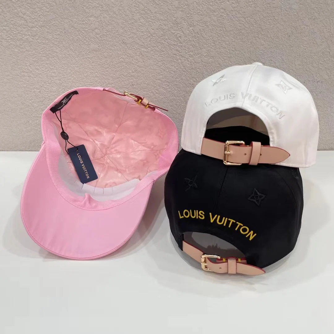 LV - Универсальная бейсболка