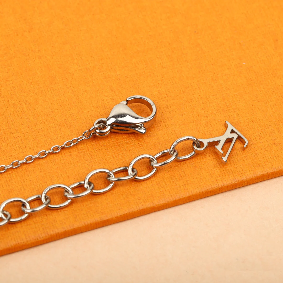 LV-Ожерелье 048