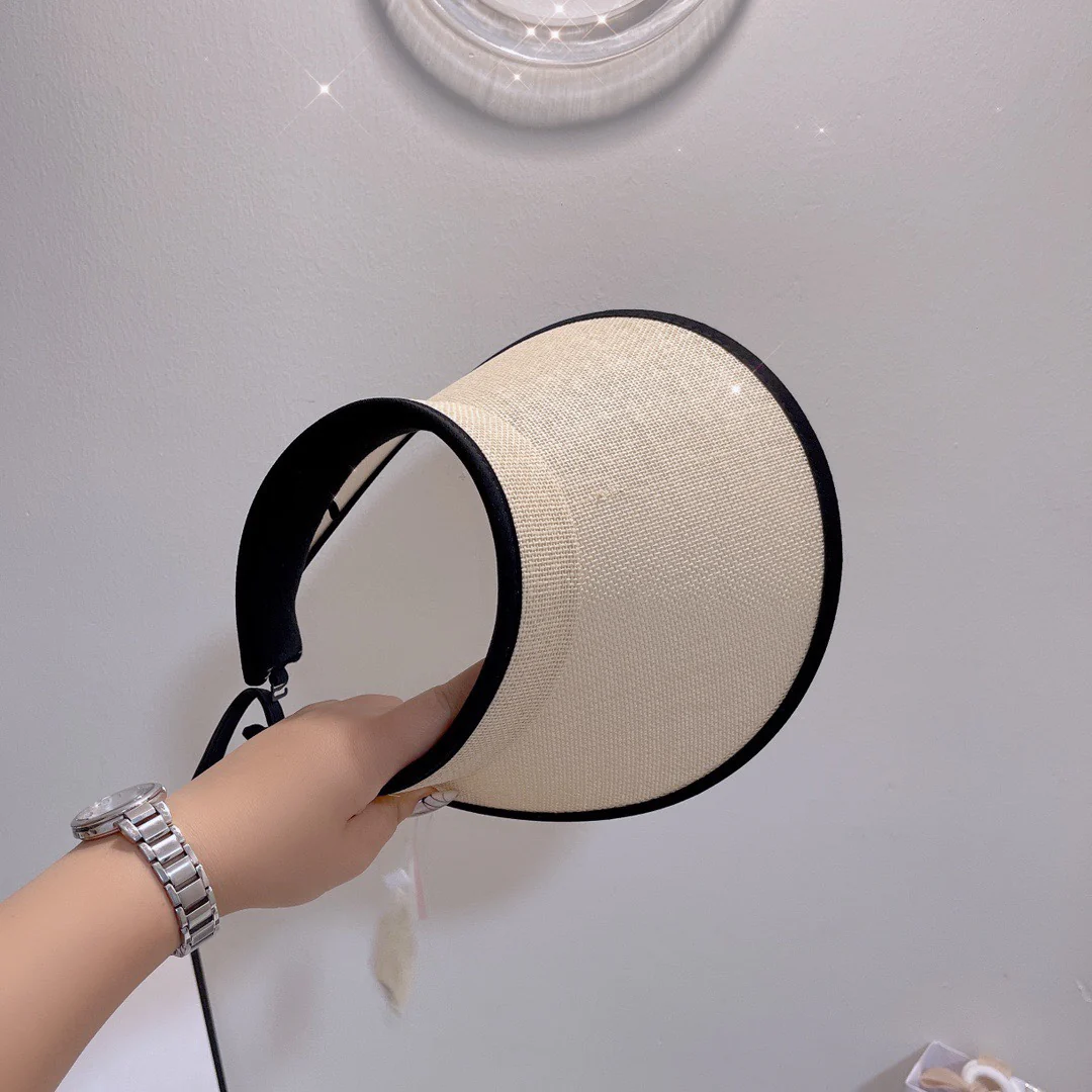 Соломенная шляпа Balenciaga с лоскутным дизайном и открытой крышей