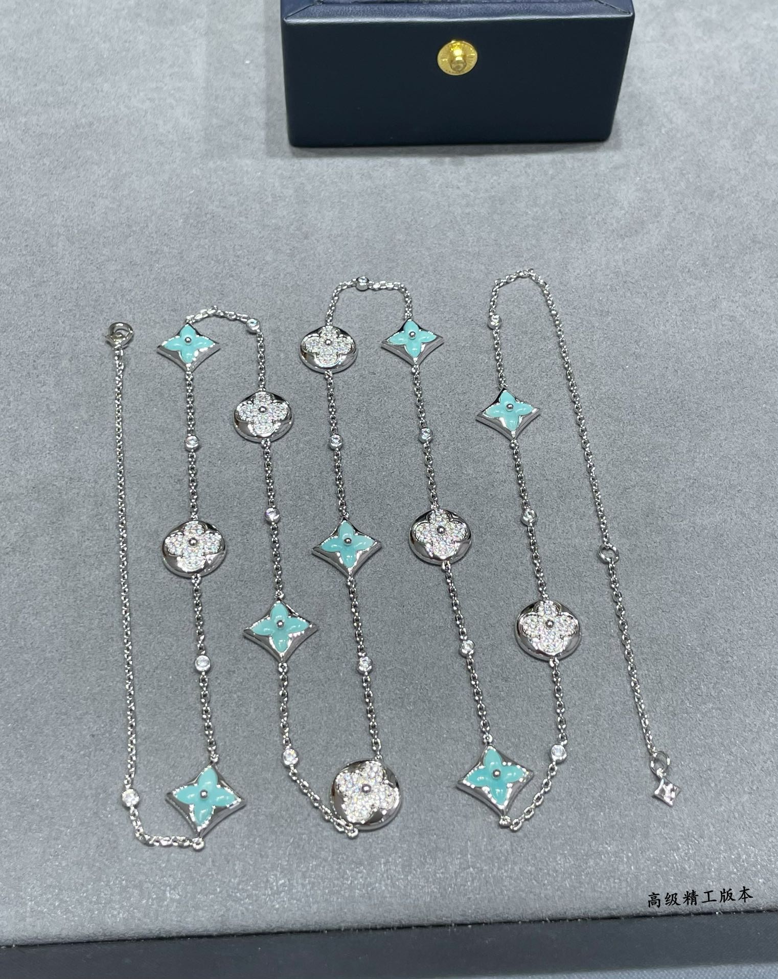 LV-Ожерелье 029