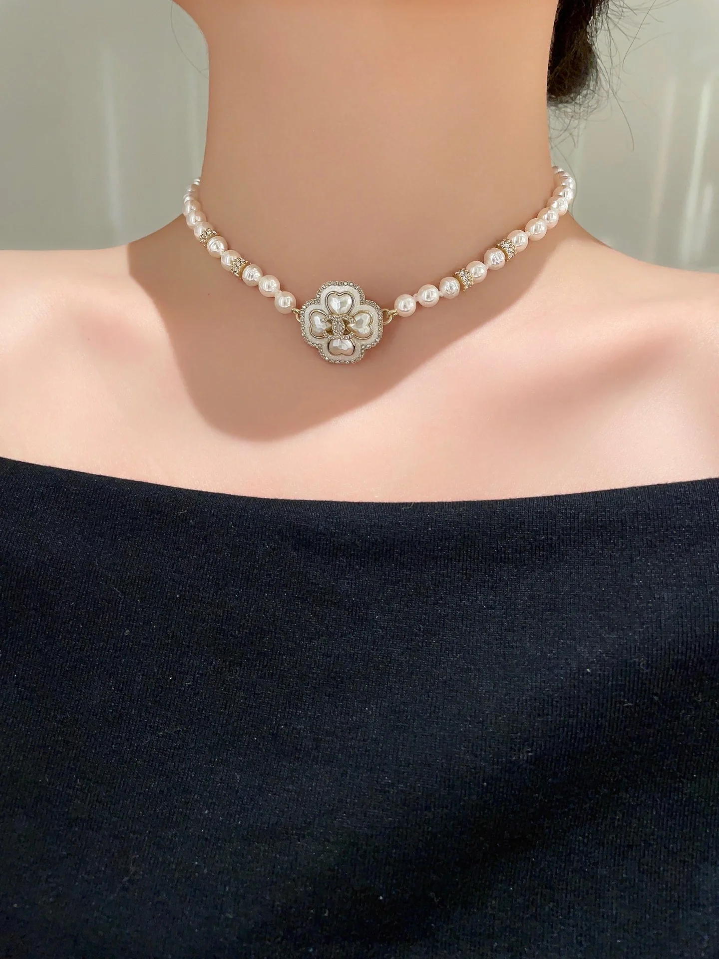 Колье Chanel 540