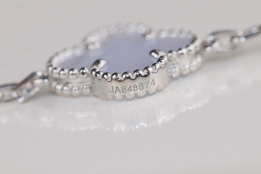 Браслет VCA - 19