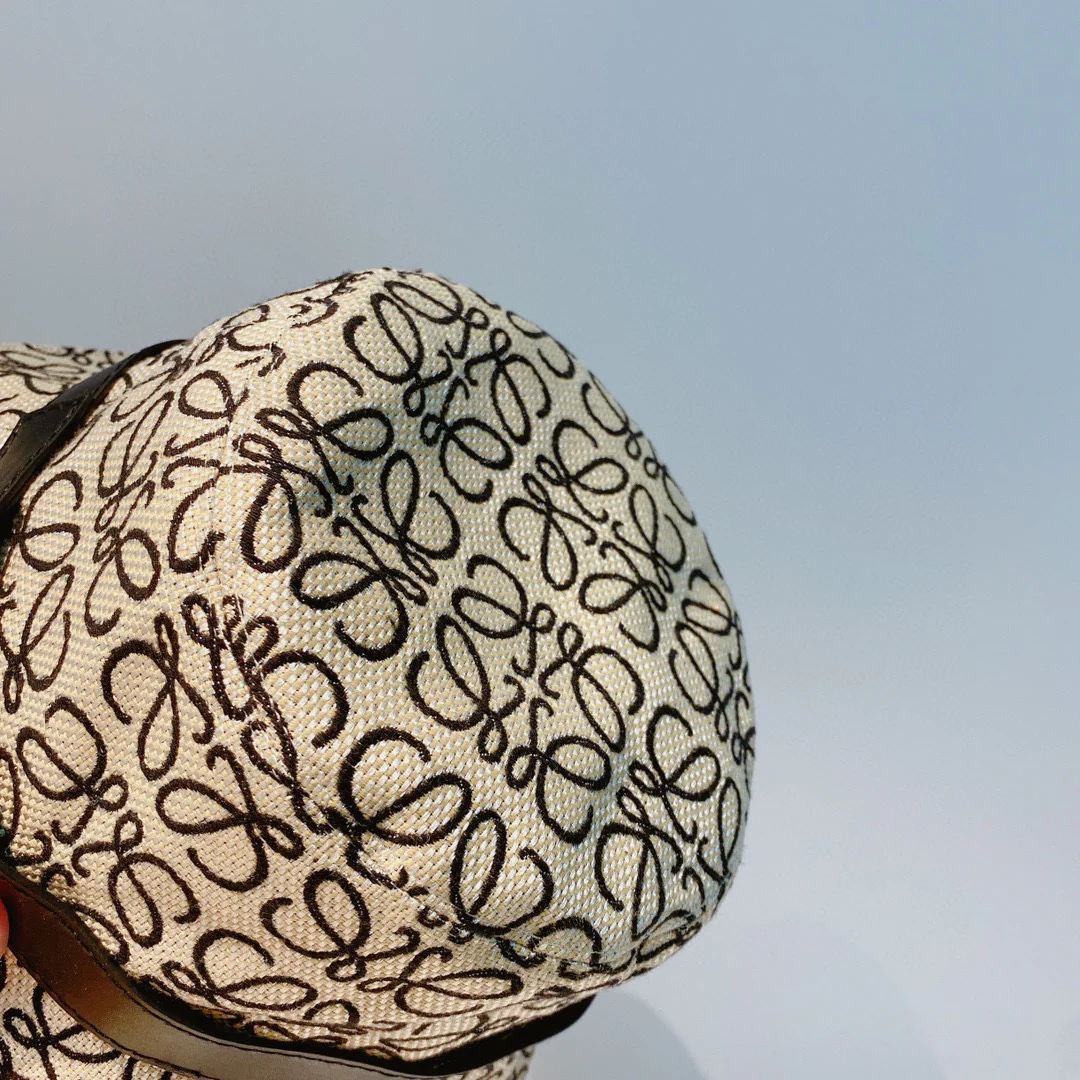 LOEWE - Официальная новая панама с монограммой