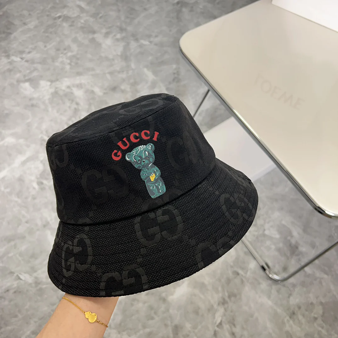 Панама Gucci с рисунком медведя - черная