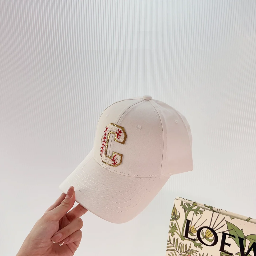 Бейсболка Celine - белая