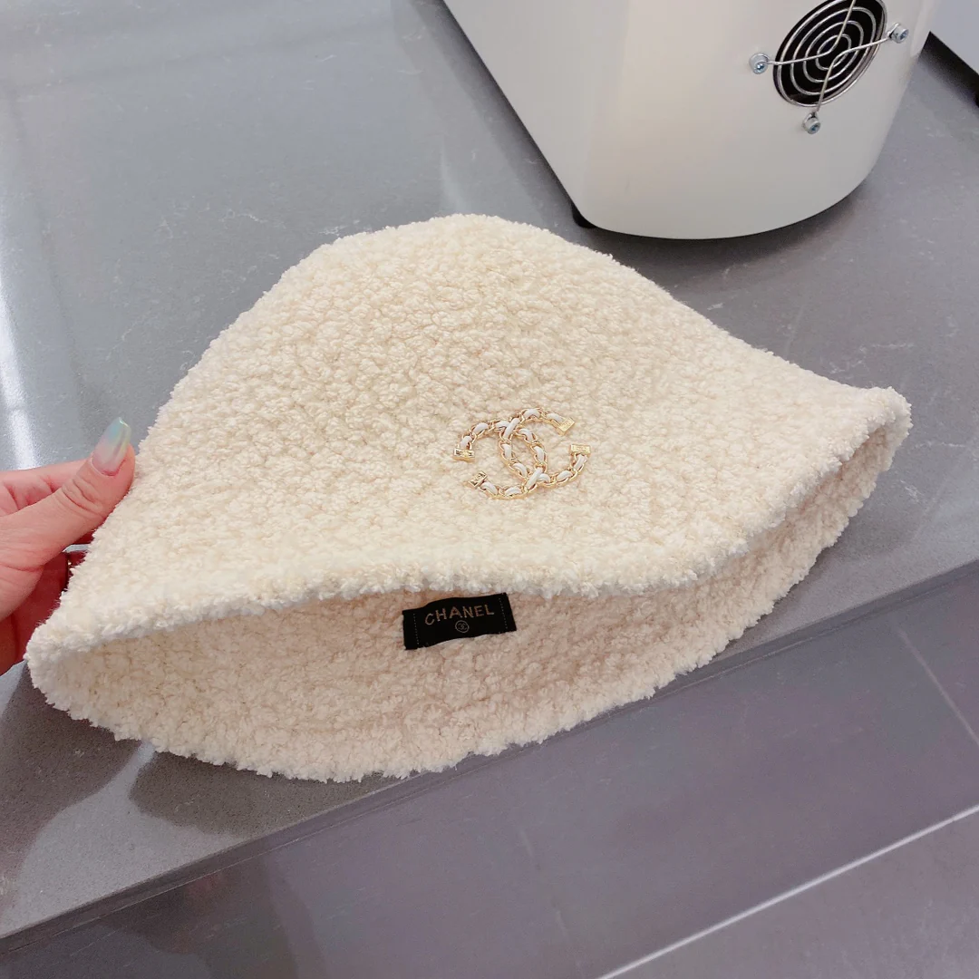 Chanel - Рыбацкая шляпа из овечьей шерсти - Белая