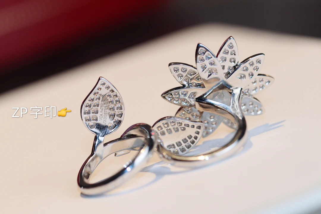 Ван Веккьо - Кольцо 052