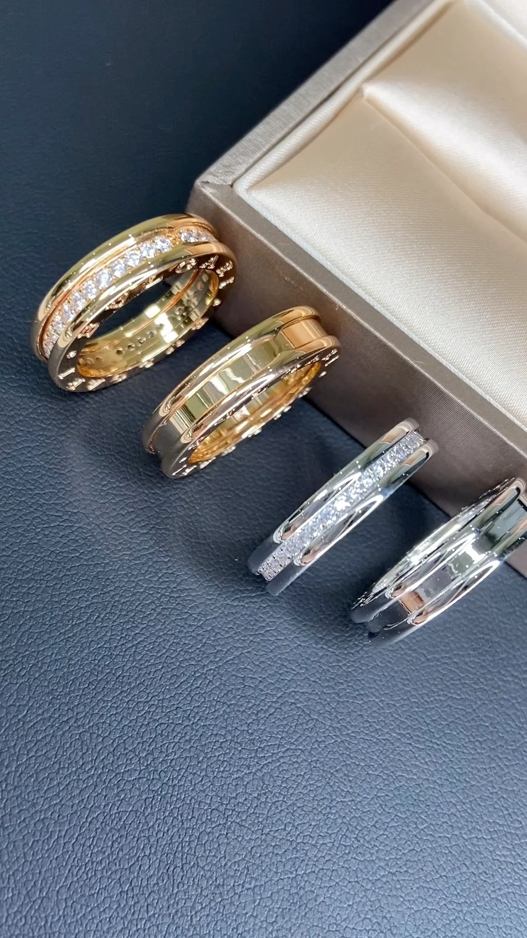 Кольцо Bvlgari 018