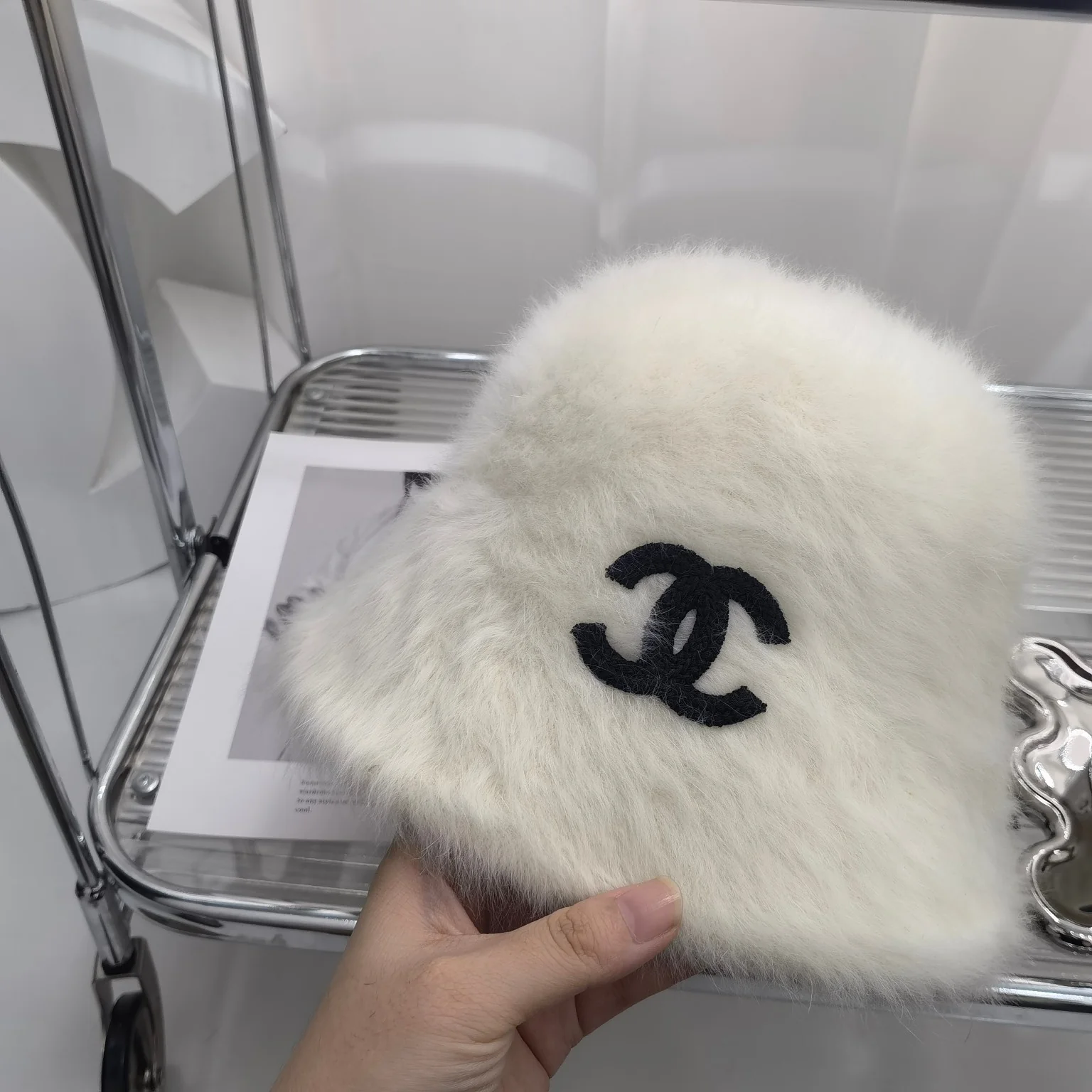 Chanel - Флисовая рыбацкая шляпа