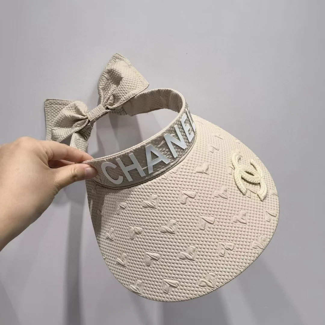 Солнцезащитная шляпа Chanel с открытым верхом - 7