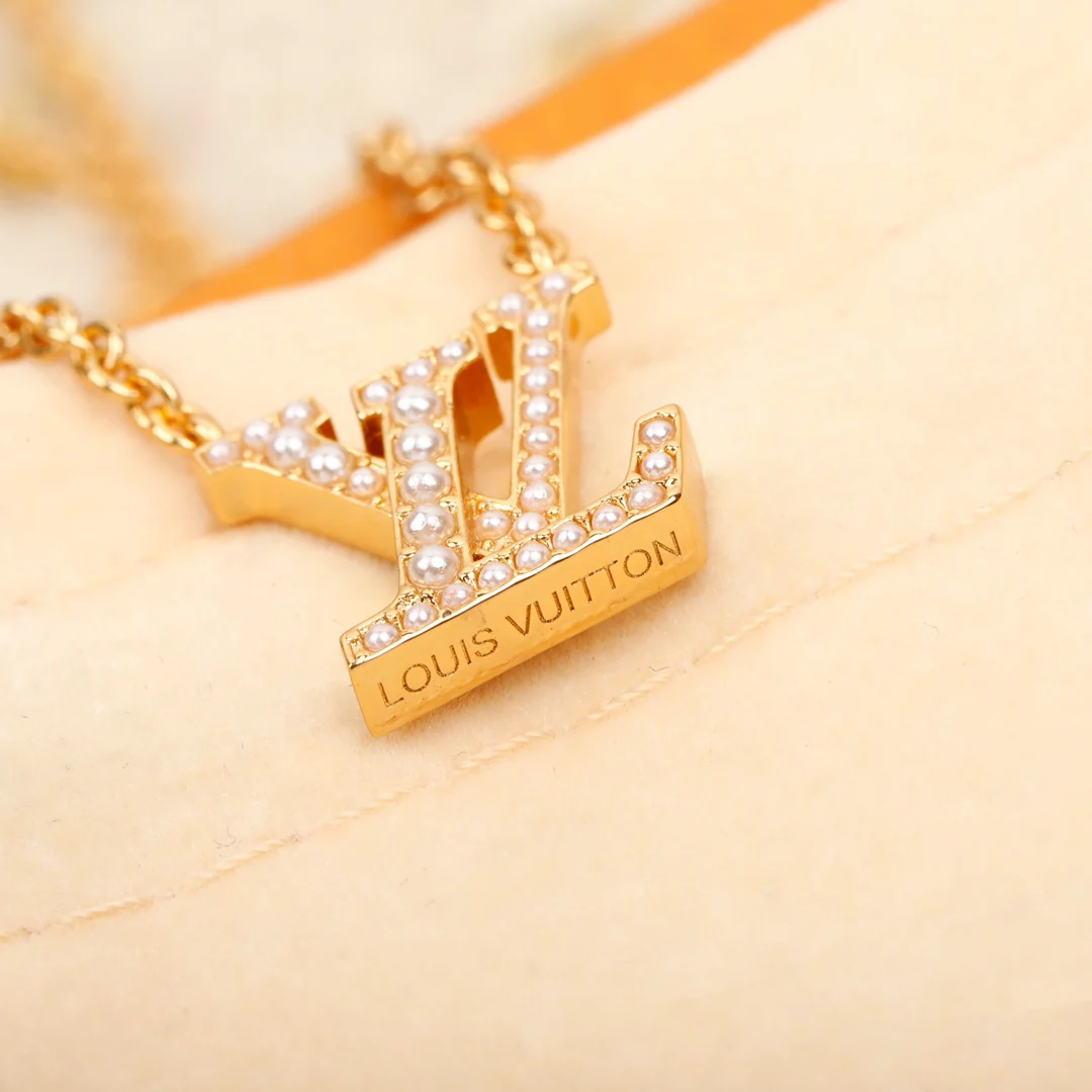 LV-Ожерелье 058