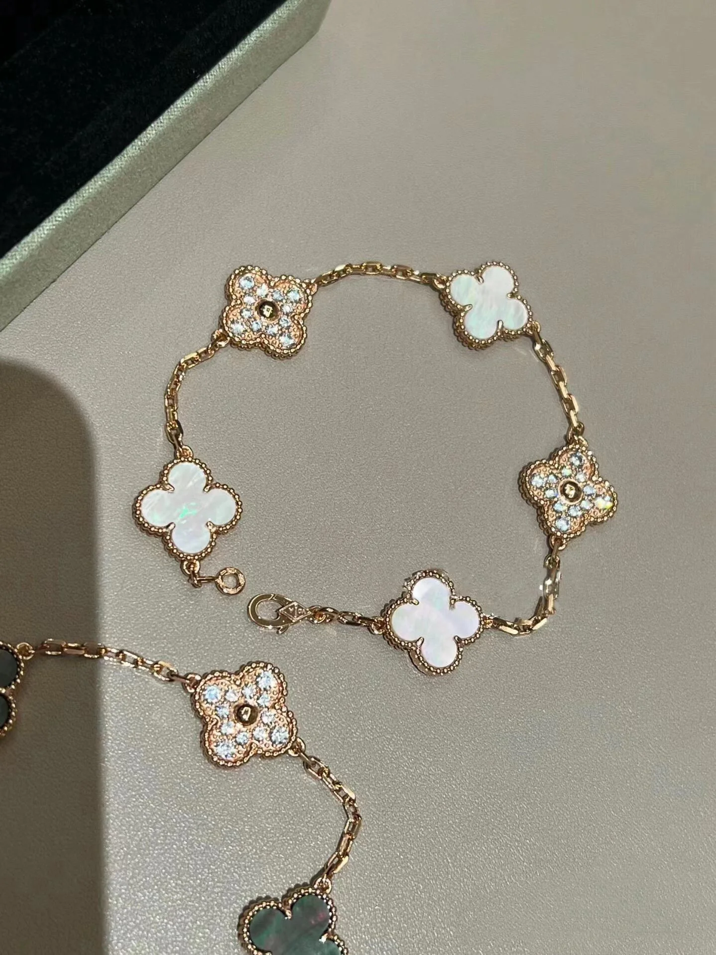 Van Vek - Браслет 035