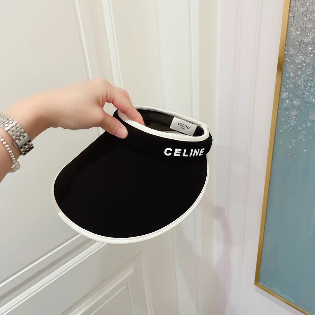 Celine - Стильный спортивный козырек
