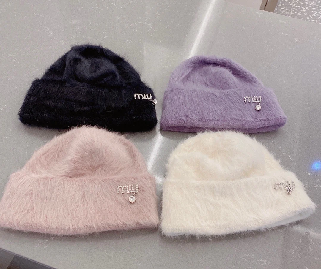 Miu Miu - Шапка из кроличьего меха - Фиолетовая