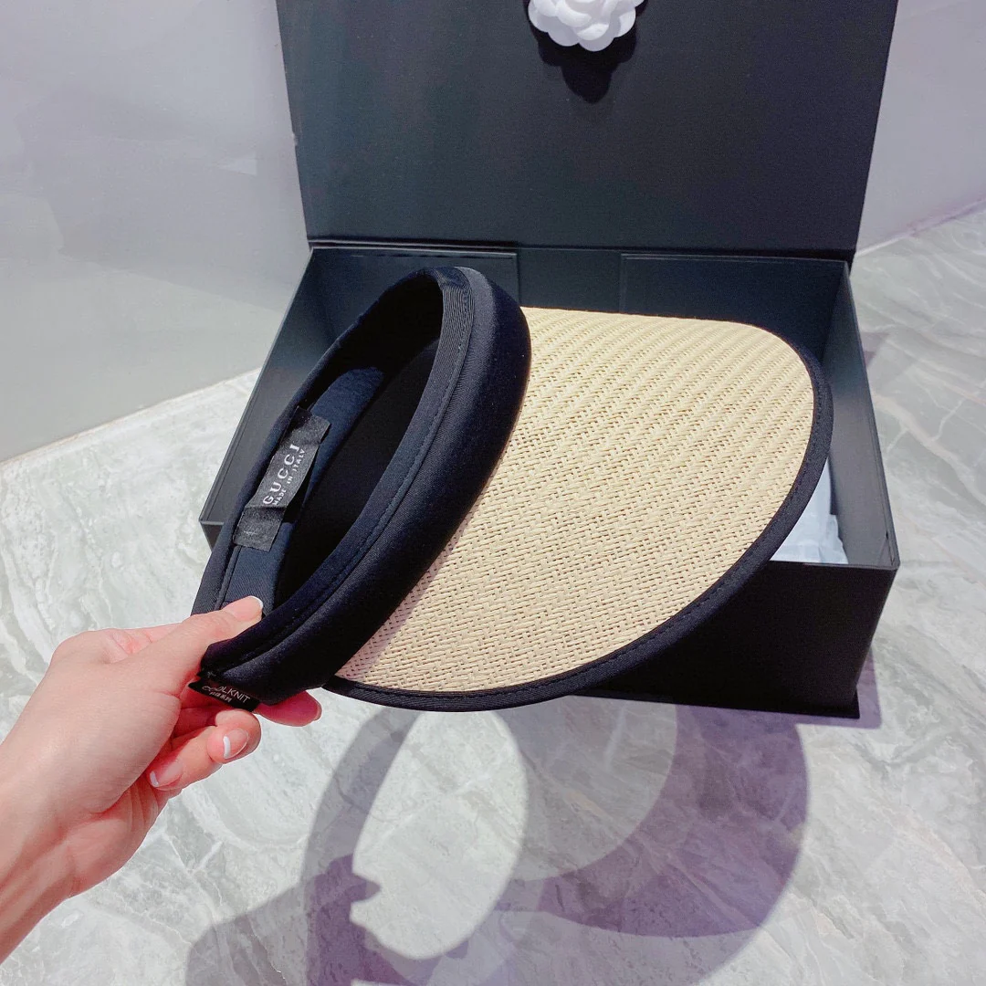 Солнцезащитная шляпа-козырек Gucci в виде повязки на голову