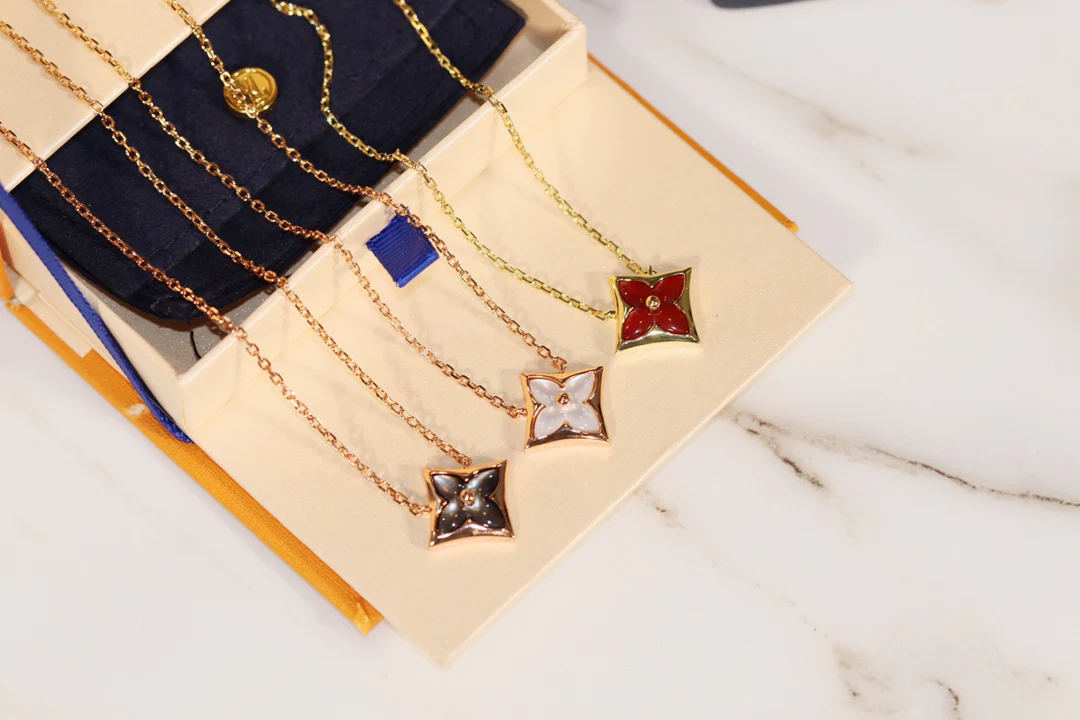 LV-Ожерелье 095