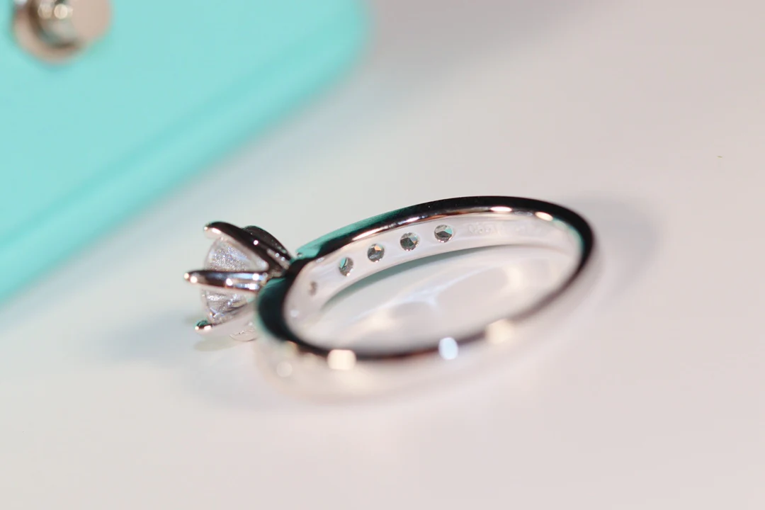 Кольцо Тиффани 023