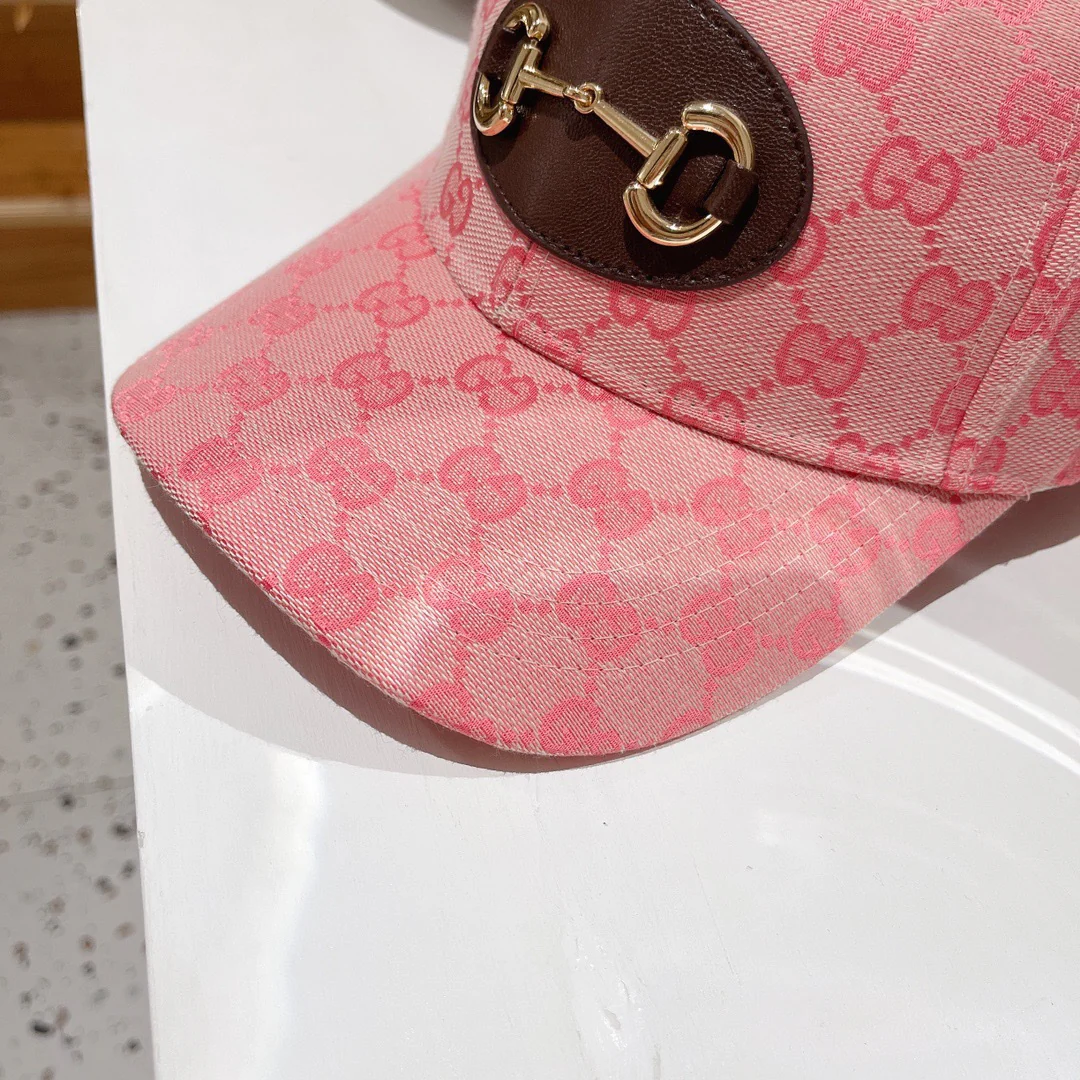 Бейсболка Gucci Весна/Лето 2022