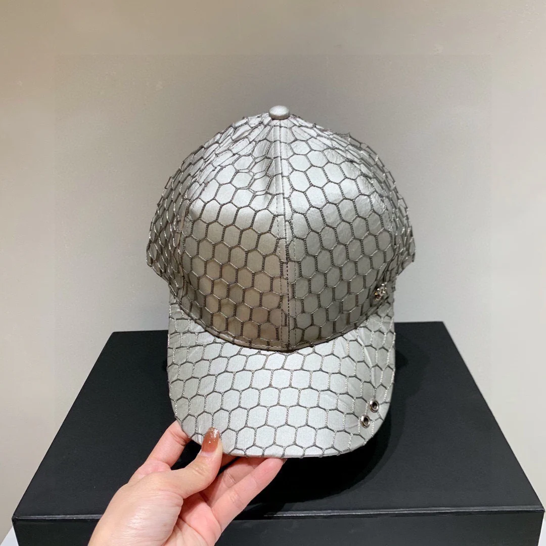 Бейсболка Chanel - унисекс