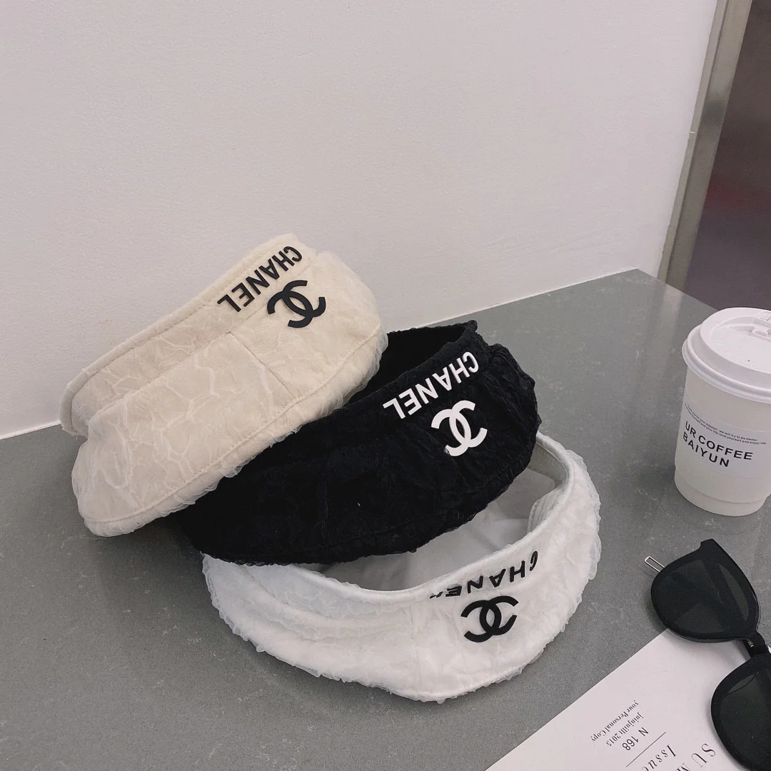 Chanel - Сетчатый берет - Черный