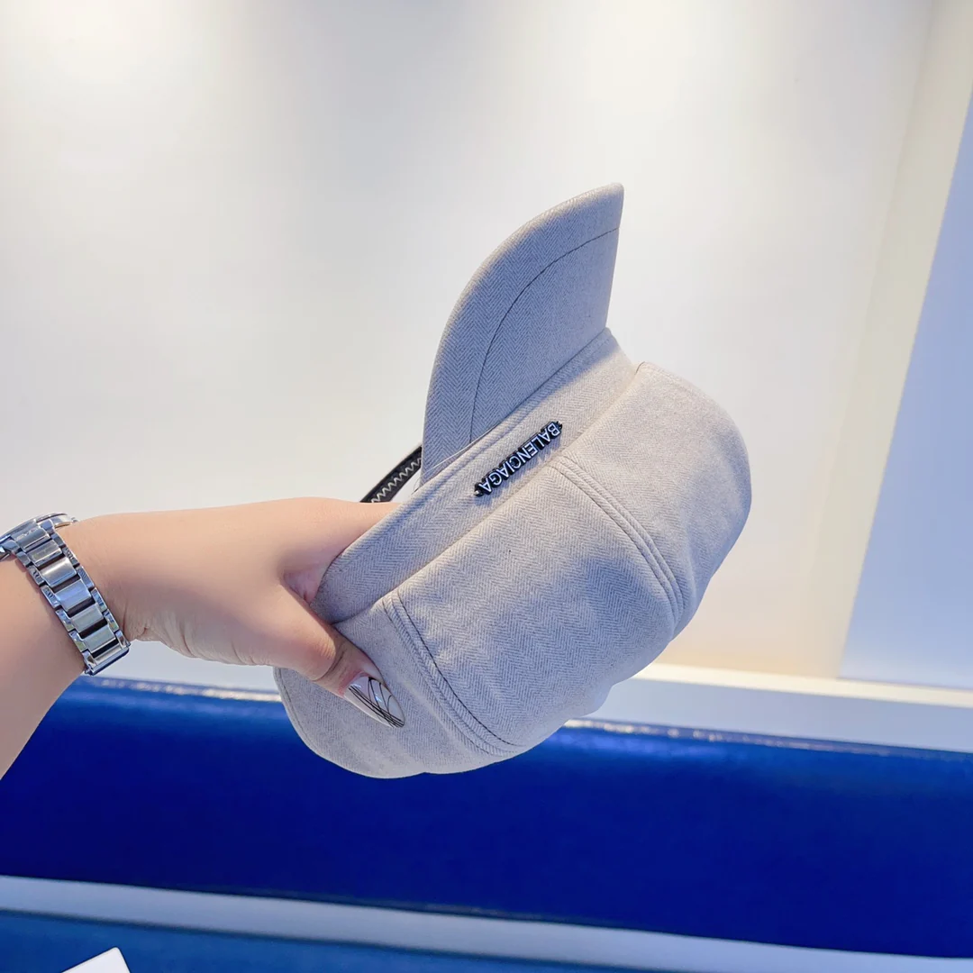 Balenciaga - Восьмиугольный берет - Белый