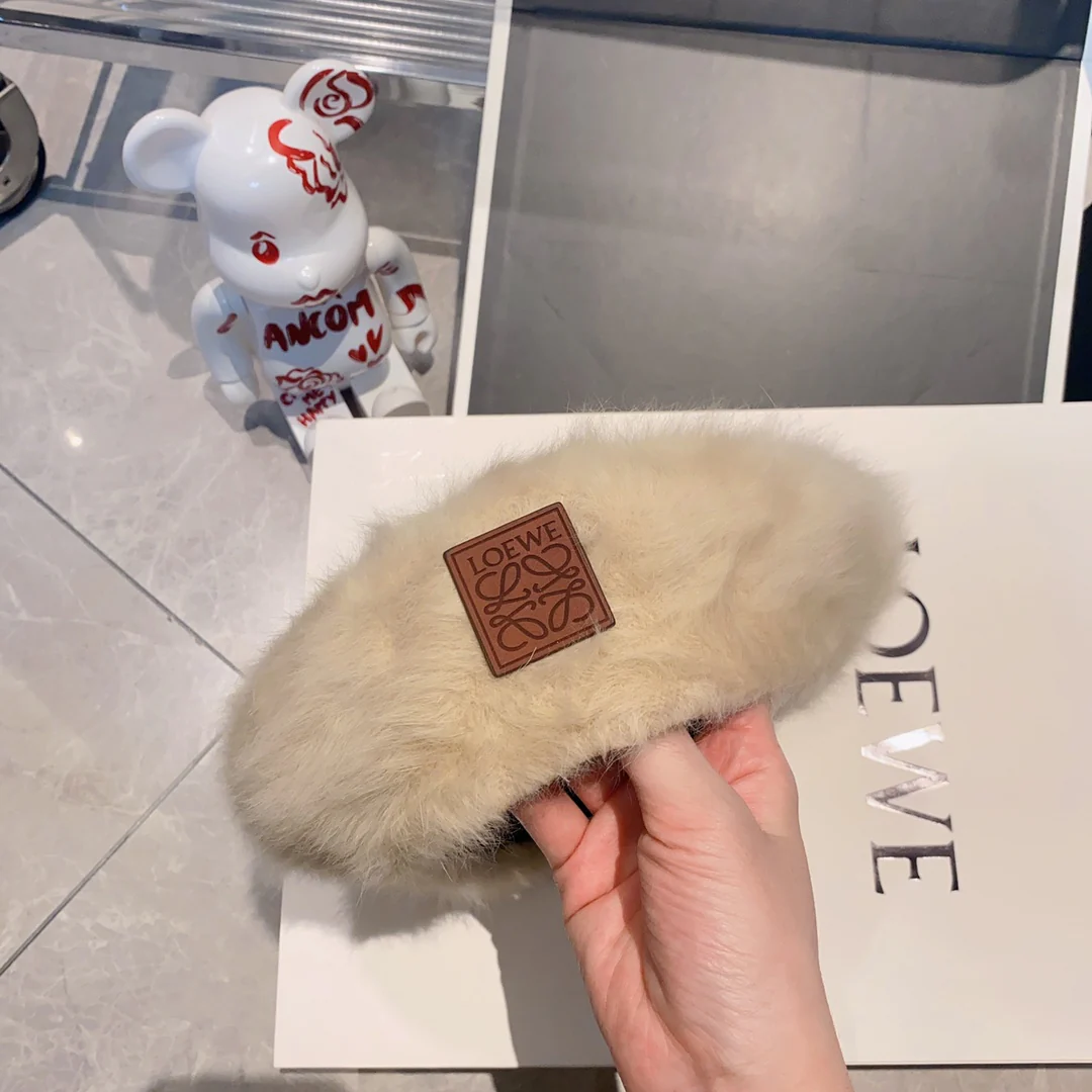 Лолвей - Берет из кроличьей флиса