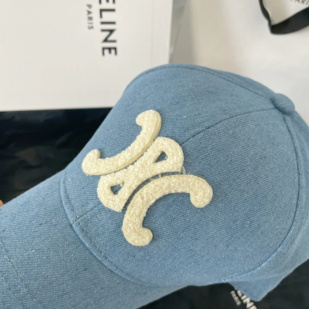 Бейсболка Celine в ковбойском стиле - 1