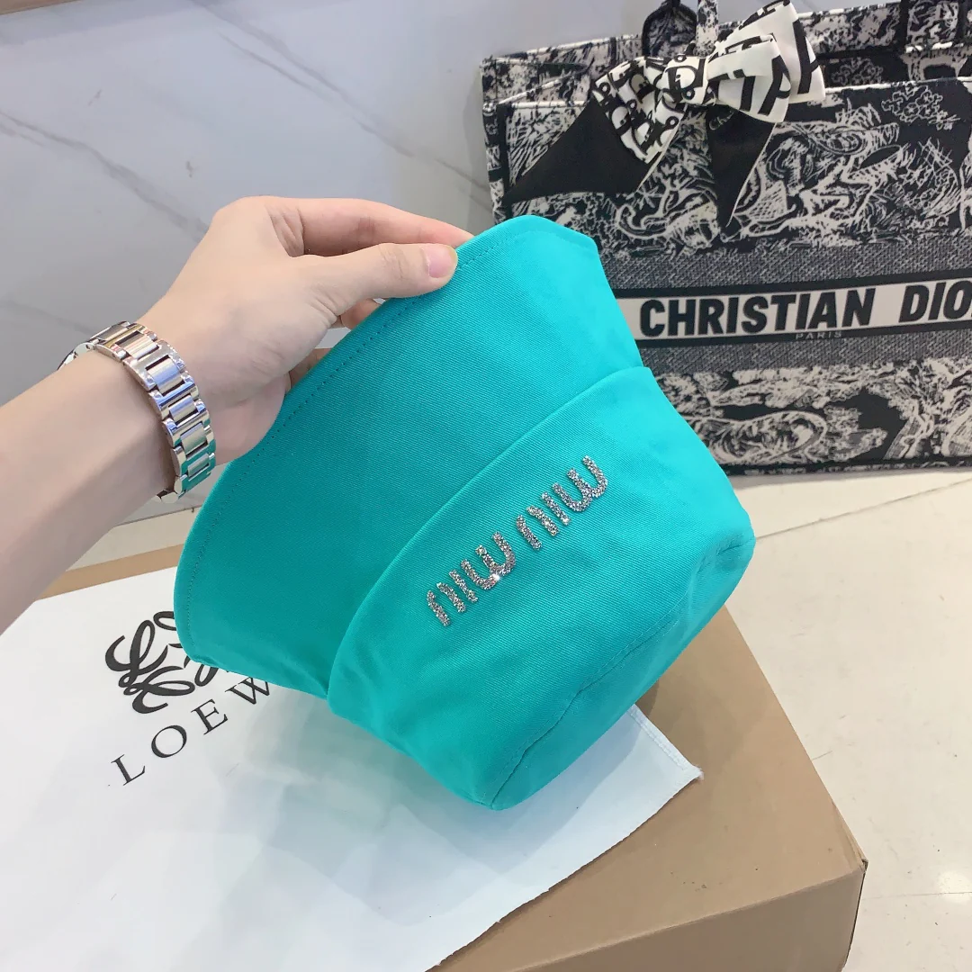 Miu Miu - Рыбацкая шляпа с ромбовидным рисунком в виде букв