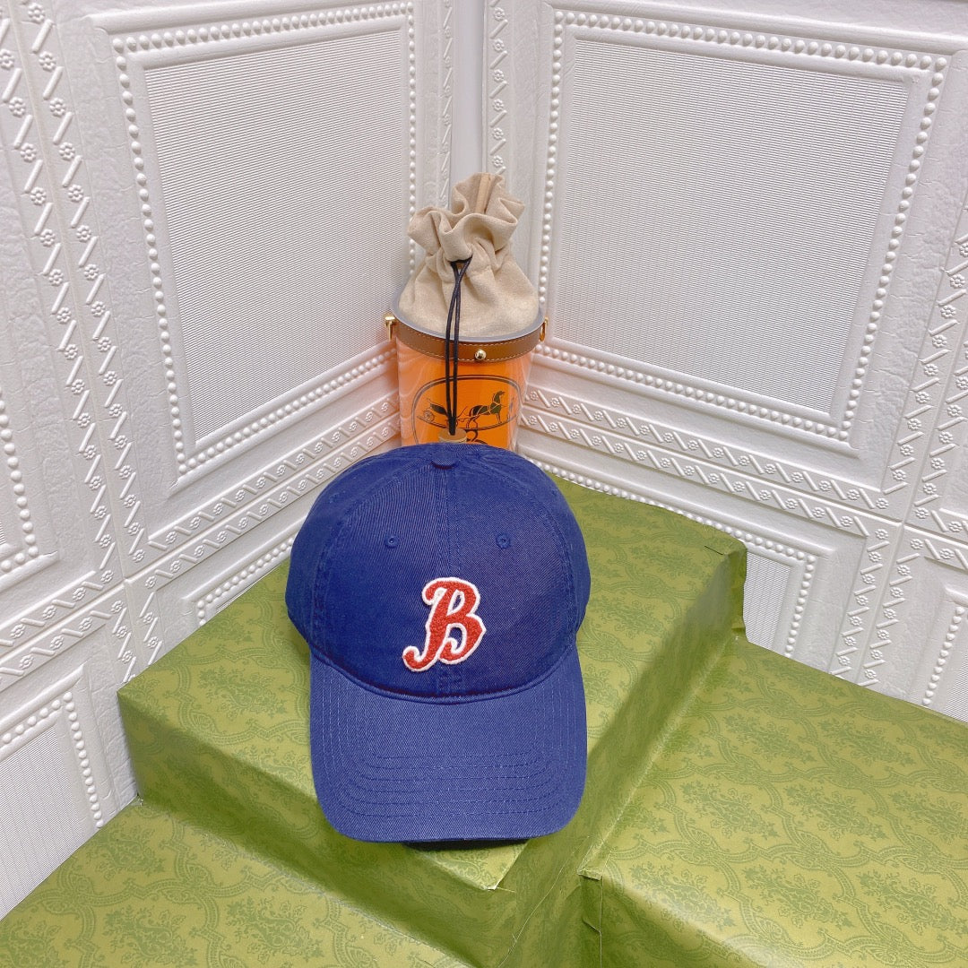 Balenciaga - Новая бейсболка с логотипом - Делает кожу более сияющей