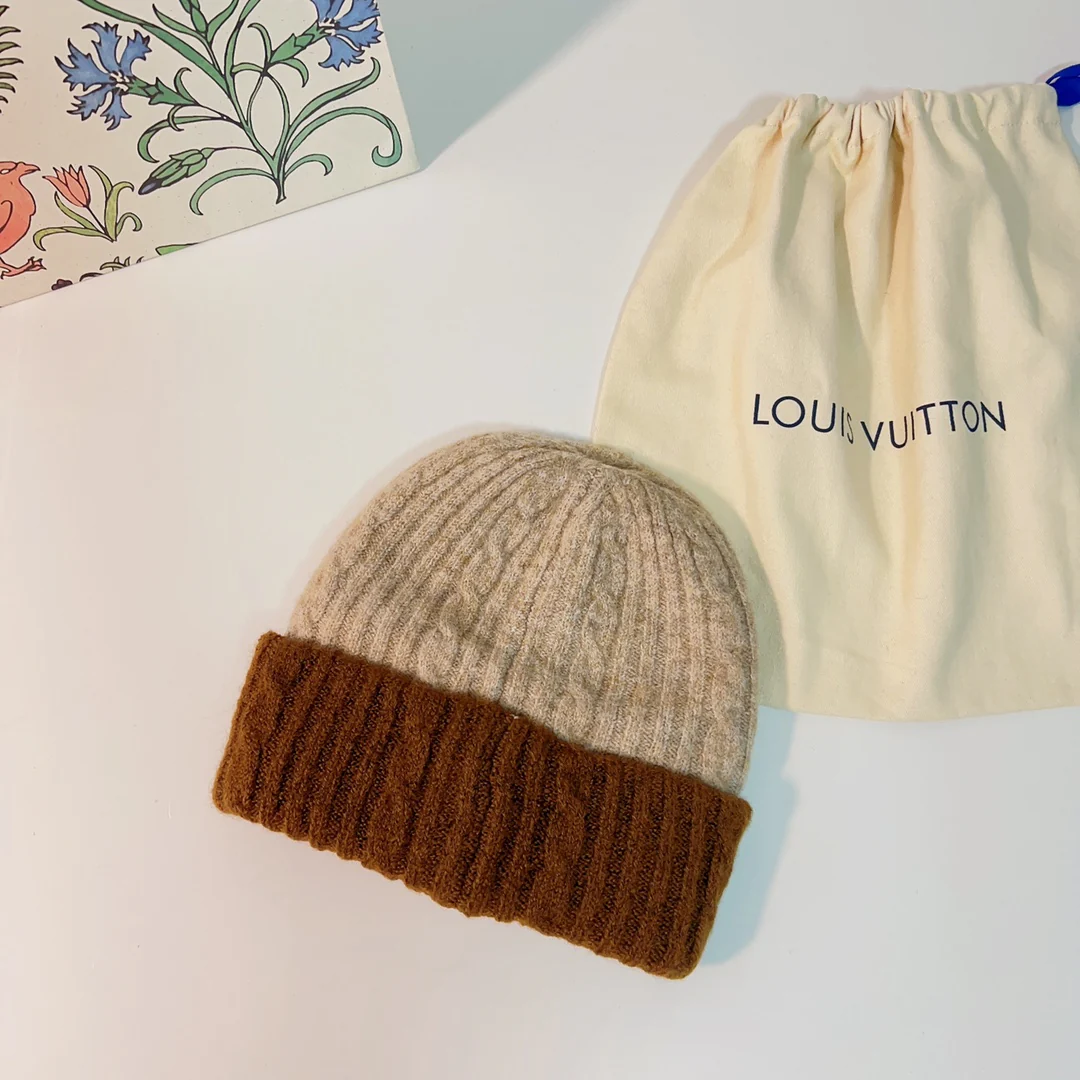 Вязаная шапка LV-Cable