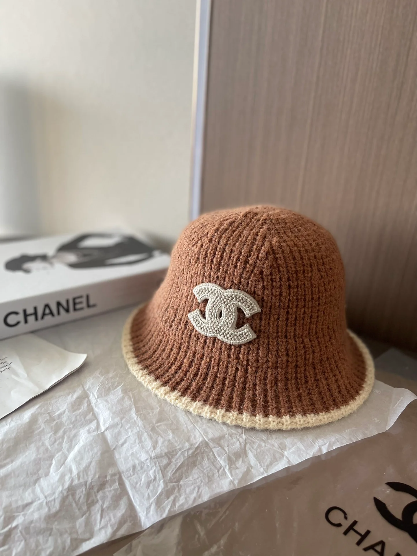 Chanel - Шерстяная панама - Коричневая