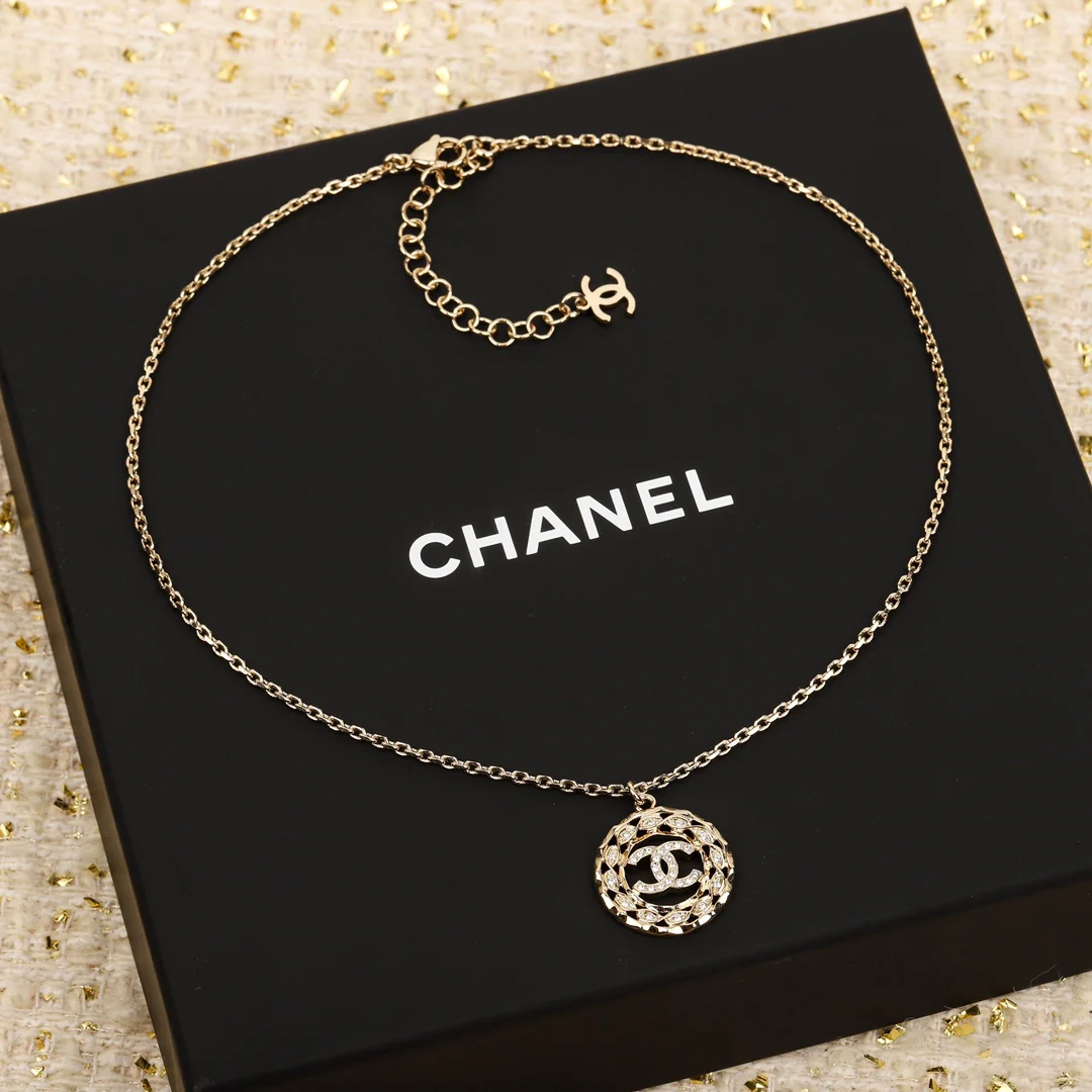 Колье Chanel 611