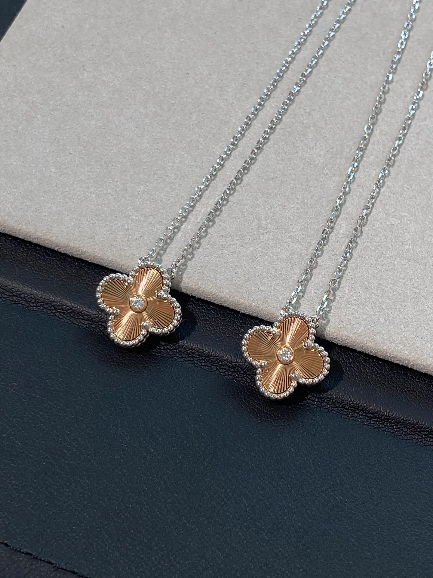 Van Vek - Колье 091