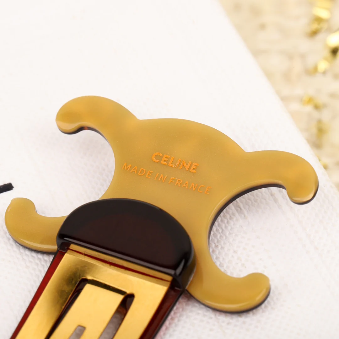 Заколка для волос Chanel 008