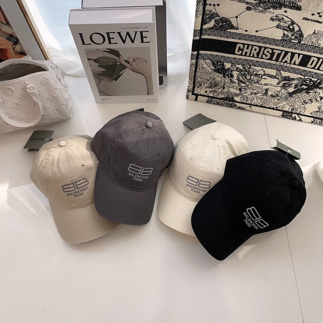 Balenciaga - Хлопковая всесезонная бейсболка - Черная