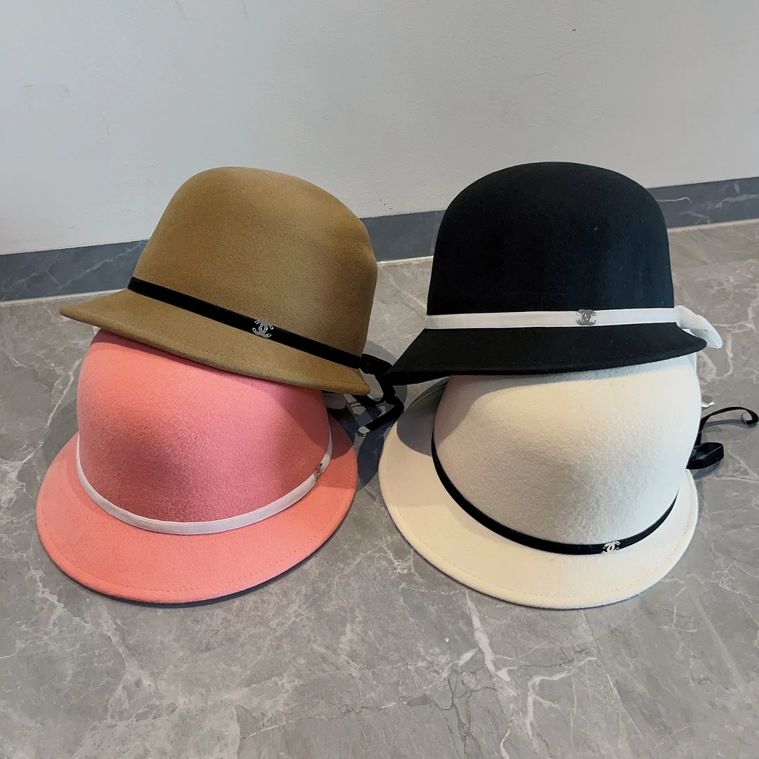 Chanel - Элегантная шерстяная панама неправильной формы - Розовая