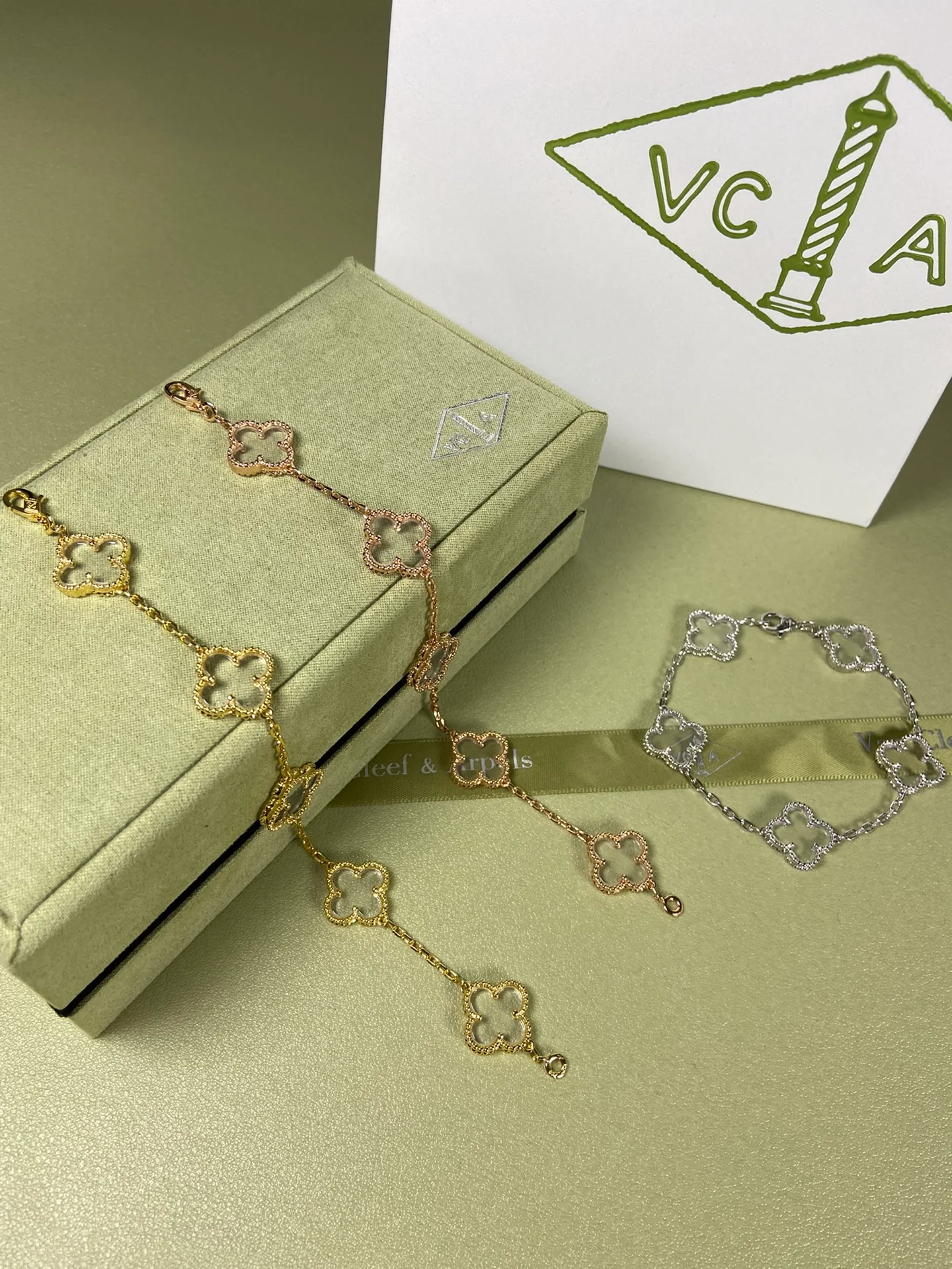 Van Vek - Браслет 043