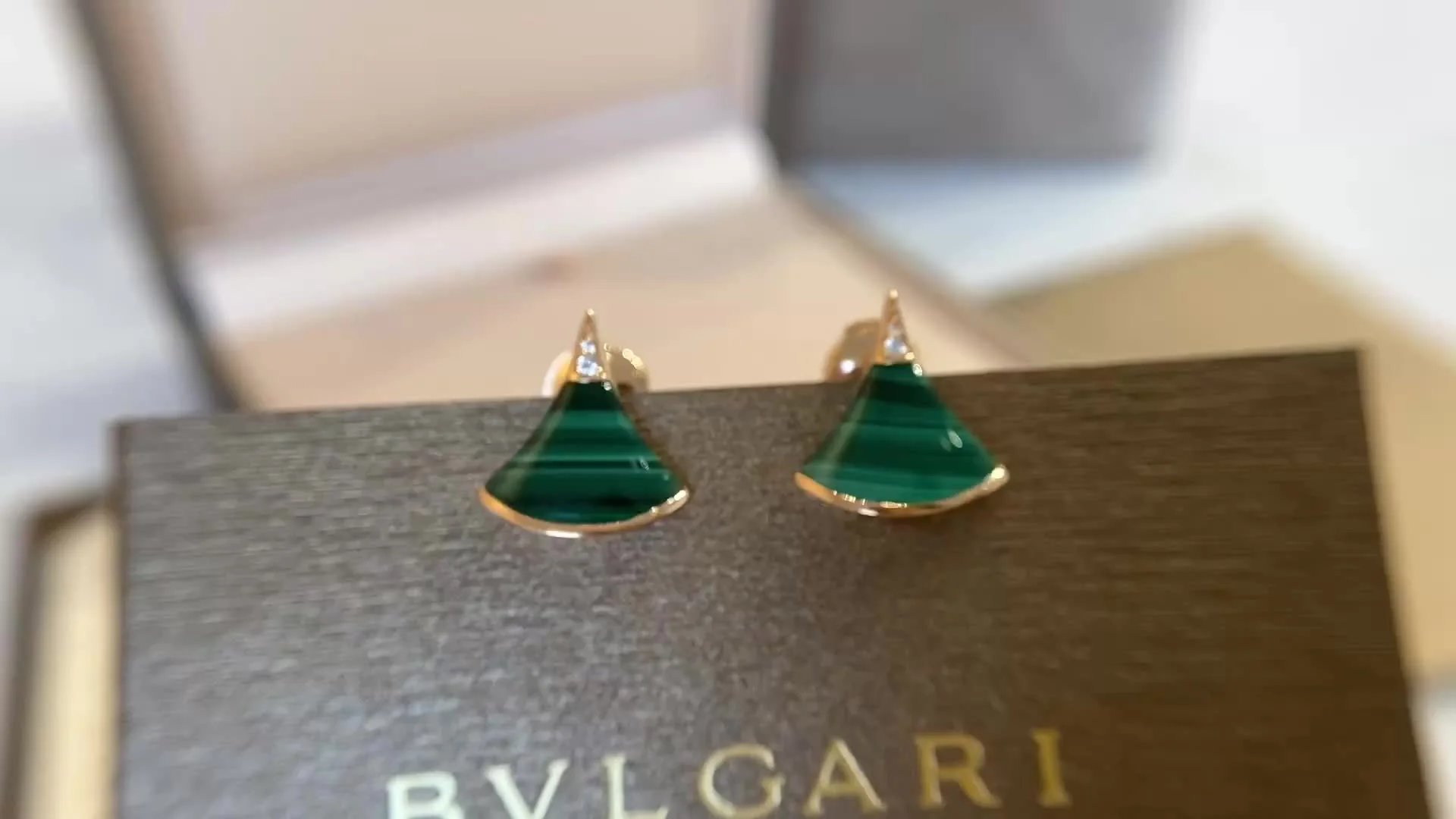 Серьги Bvlgari 013