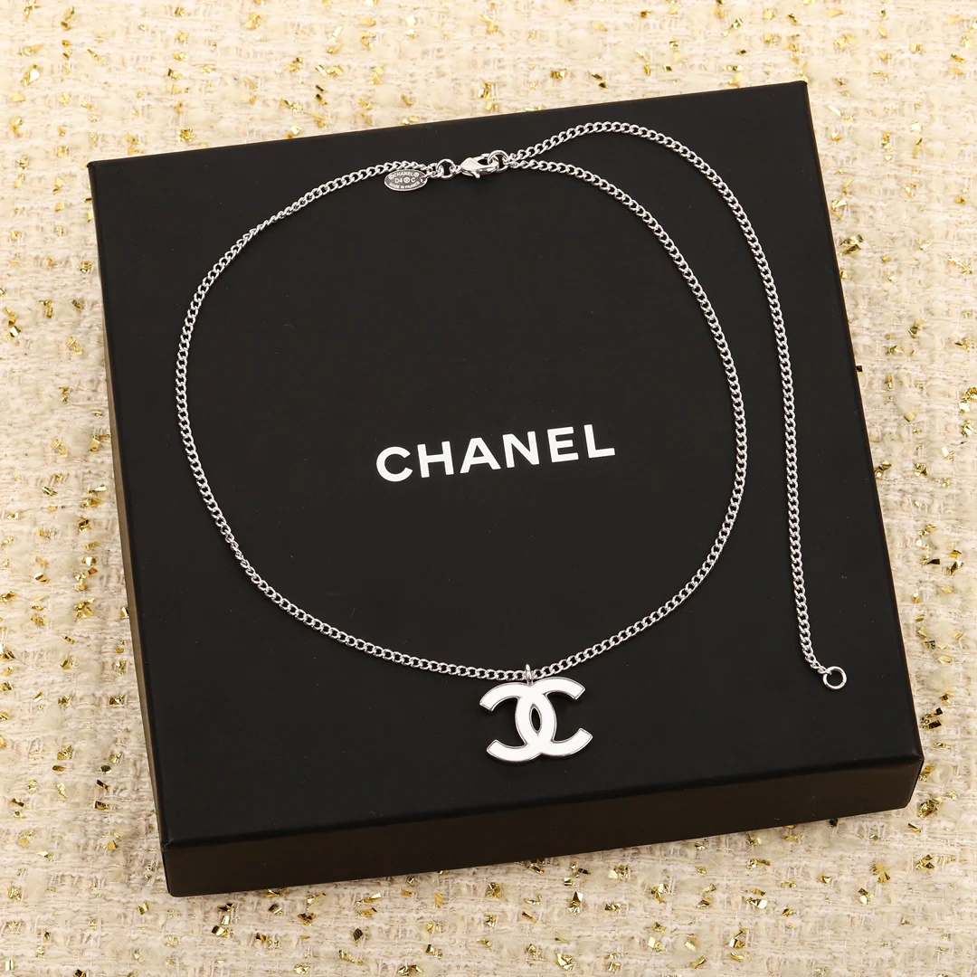 Колье Chanel 505