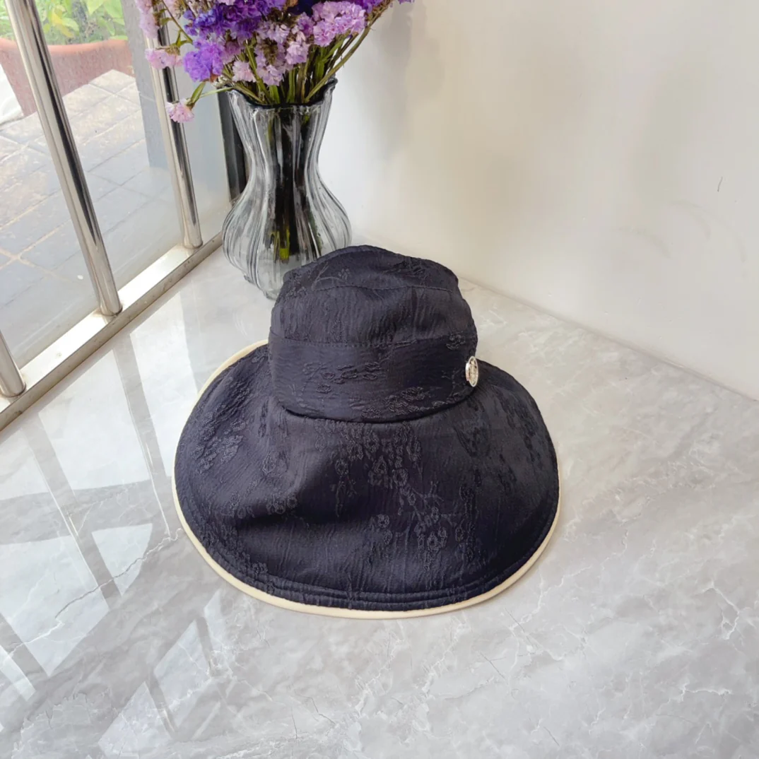 LV - Новая простая широкополая солнцезащитная шляпа