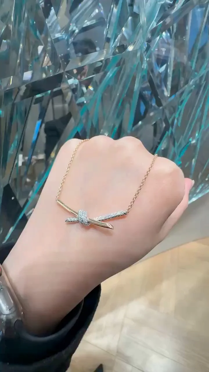 Колье Tiffany 104