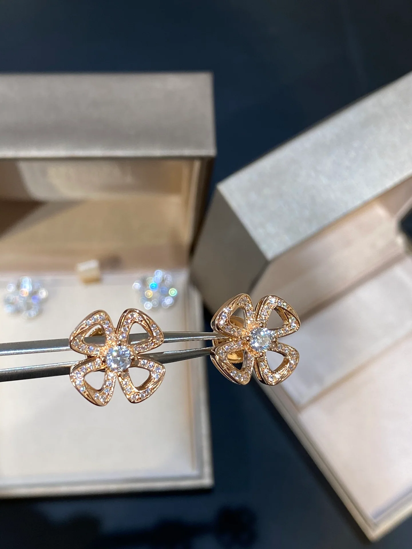 Серьги Bvlgari 040