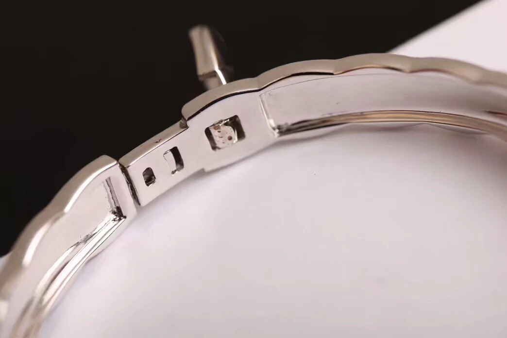 Браслет Chanel 105