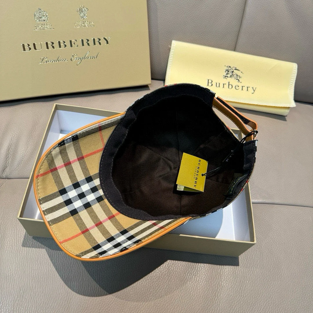 Классическая клетчатая бейсболка Burberry - Радужная