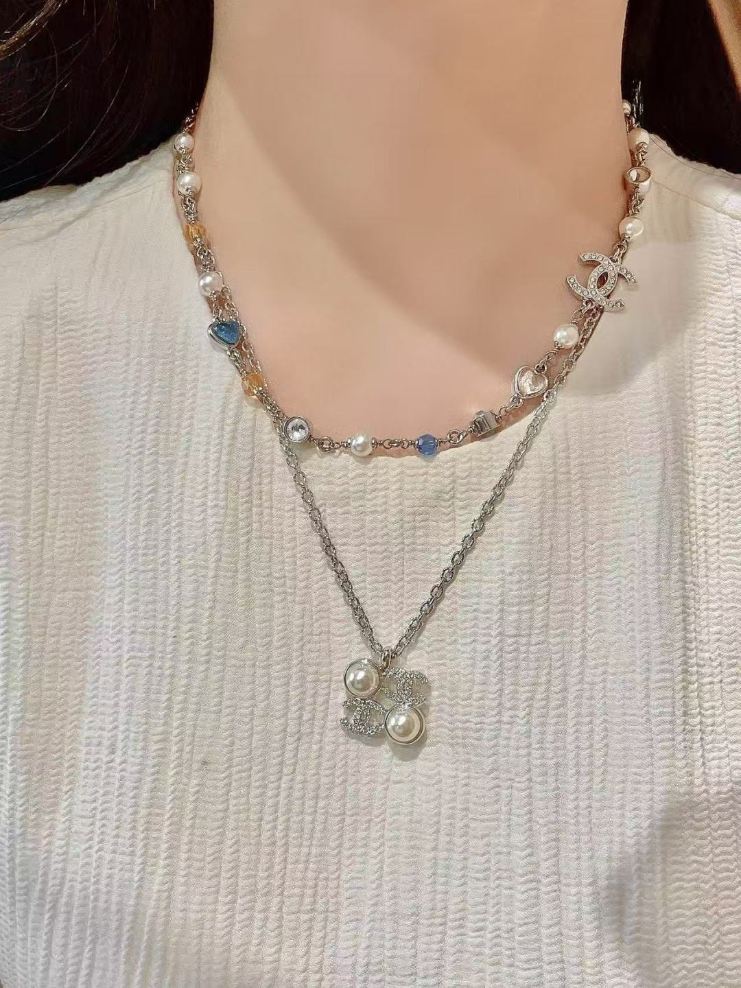 Колье Chanel Double C Heart Pearl Necklace 25p