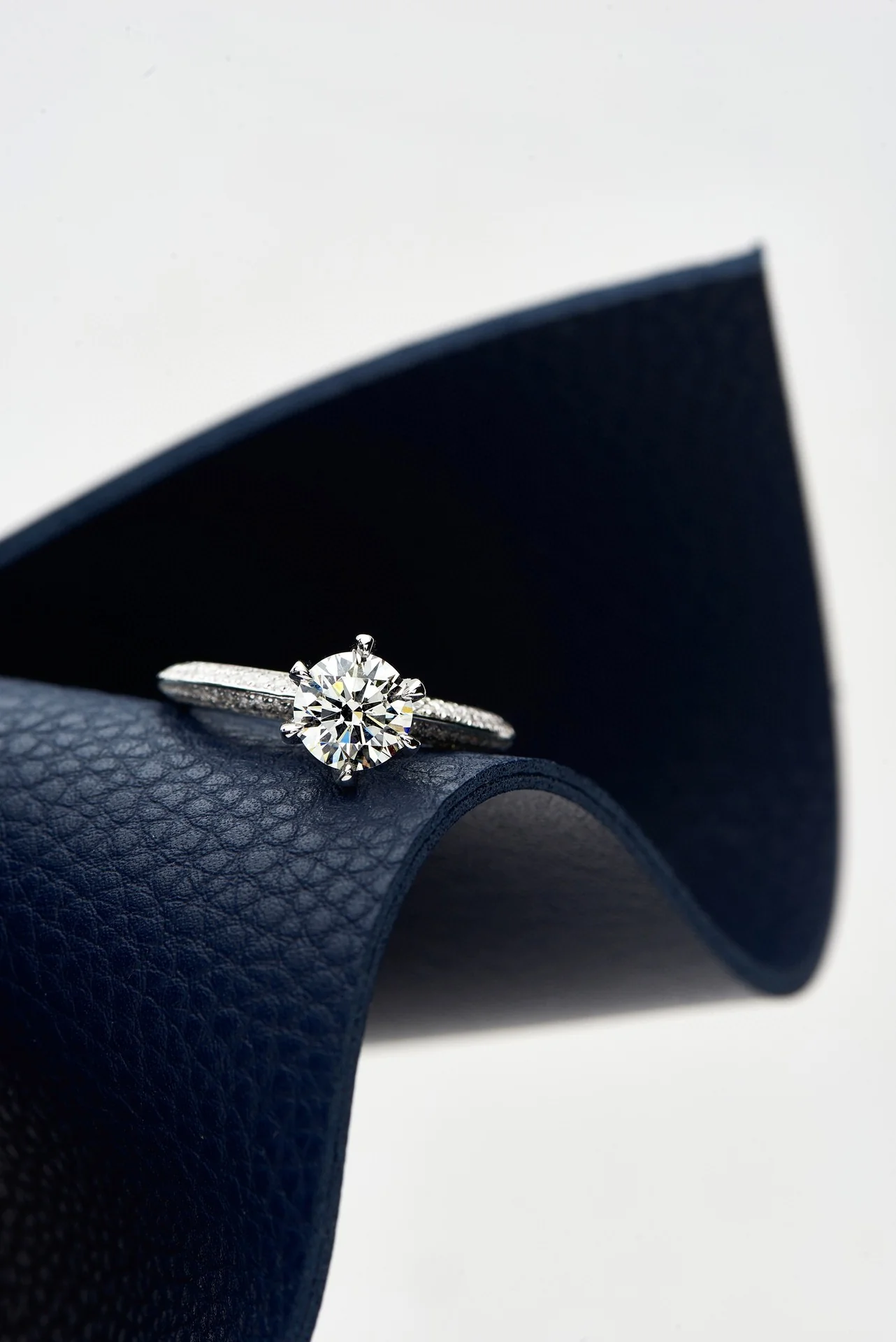 Кольцо Тиффани 029