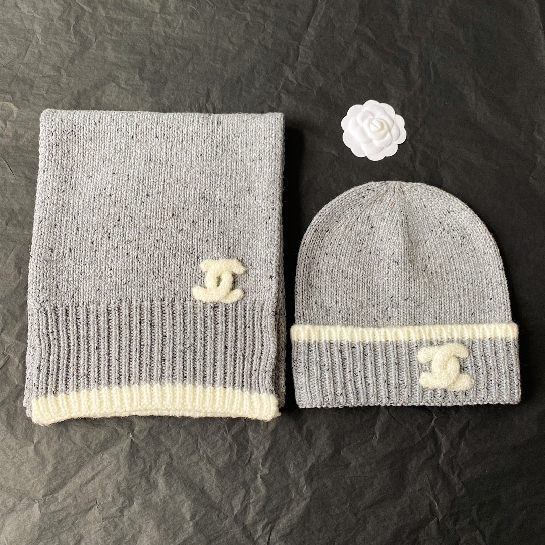 Chanel - Модная шерстяная вязаная шапка - Серая