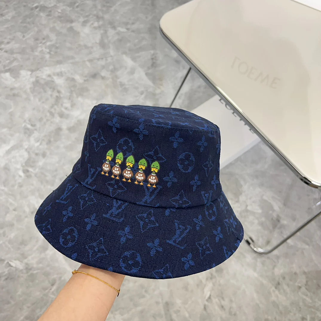 Панама LV 2024 New Classic Monogram — синяя