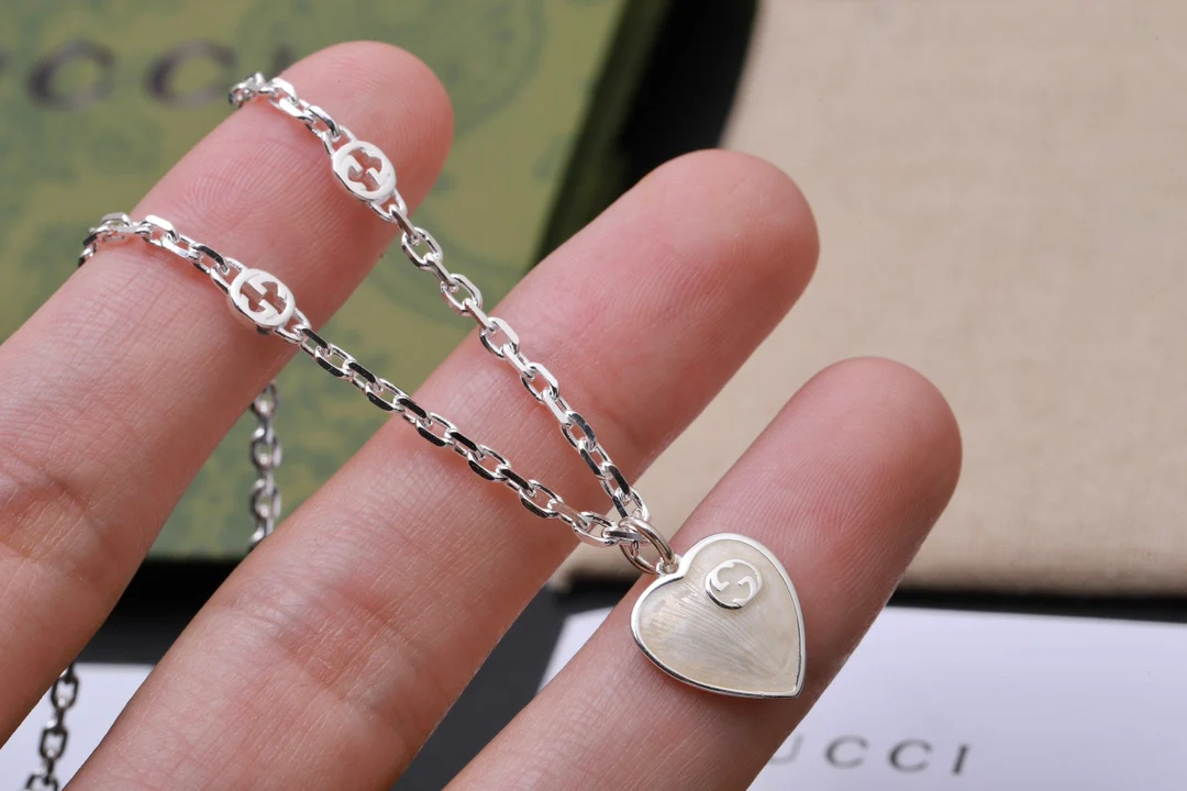 Gucci - Колье 073